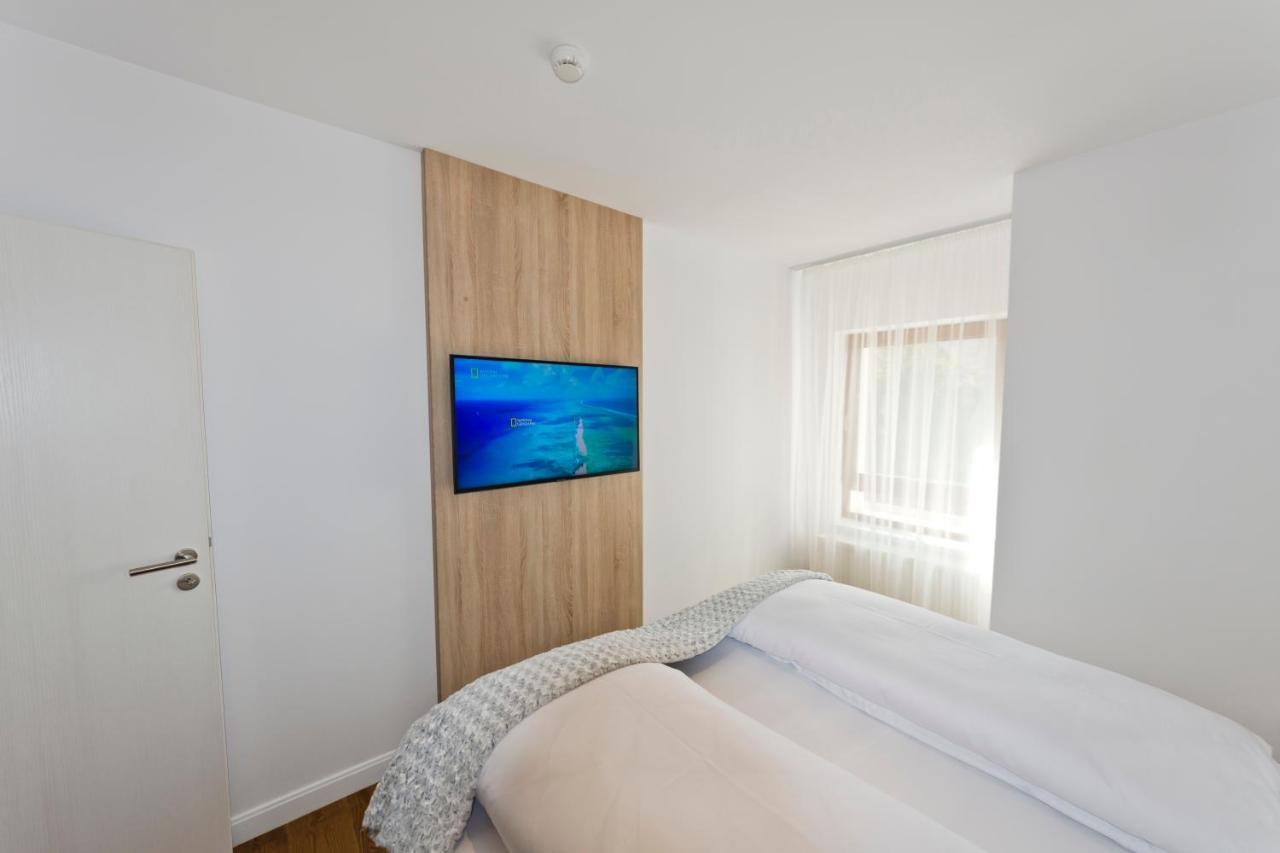 Apartaments Rîşnov Eksteriør billede