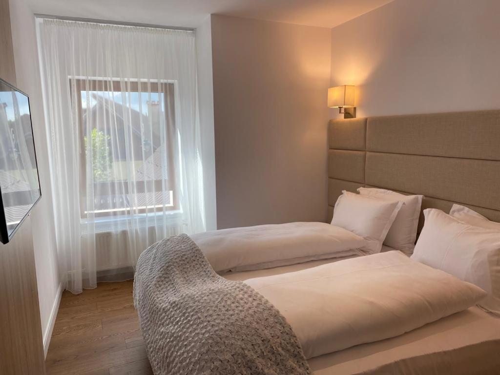 Apartaments Rîşnov Eksteriør billede