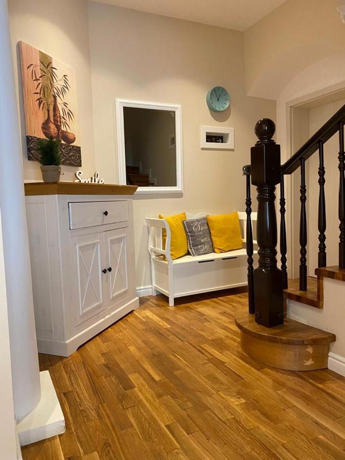 Apartaments Rîşnov Eksteriør billede